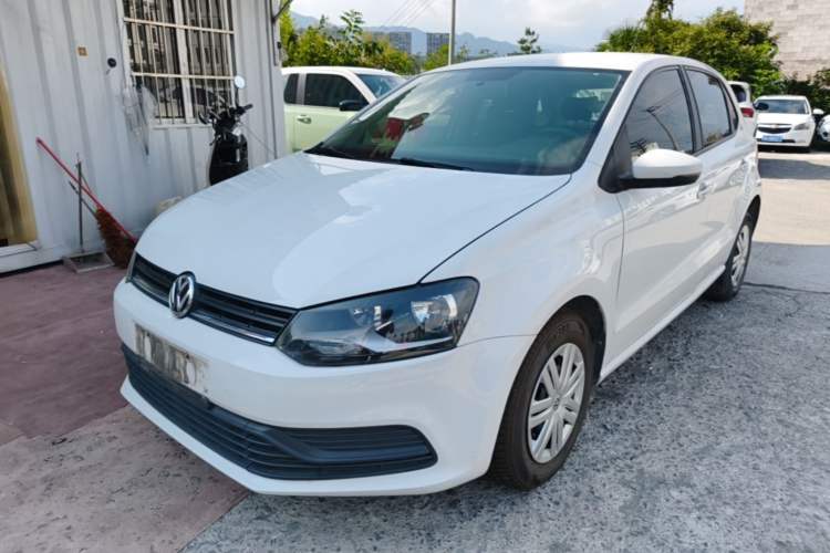 Gebrauchter Volkswagen Polo 2016 1.4L Manual Fashion Model Guazi used car, China used car export, Used car for sale, Used  cars, Cheapest cars for sale