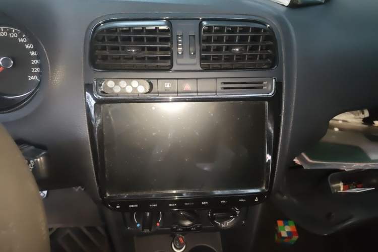 Used Volkswagen Polo 2016 1.4L Cross Polo Manual Audio And AC Panel