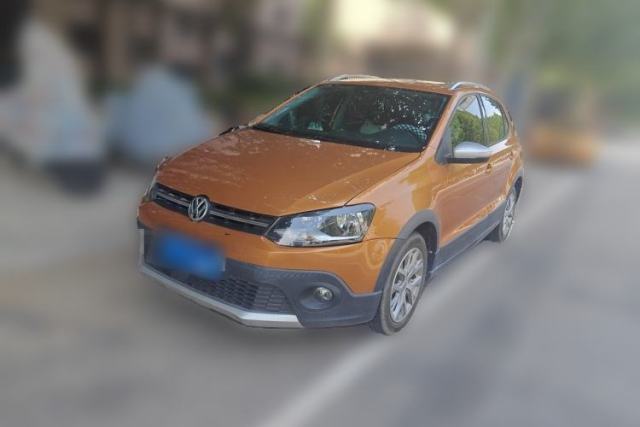 Używany Volkswagen Polo 2016 1.6L Cross Polo Automatic
