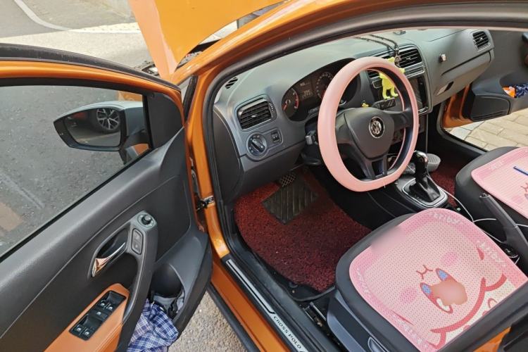 Used Volkswagen Polo 2016 1.4L Cross Polo Automatic Driver Seat
