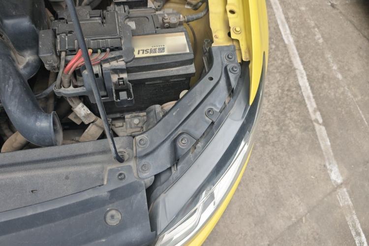 Used Volkswagen Polo 2016 1.6L Automatic Comfort Model Engine Bay Left