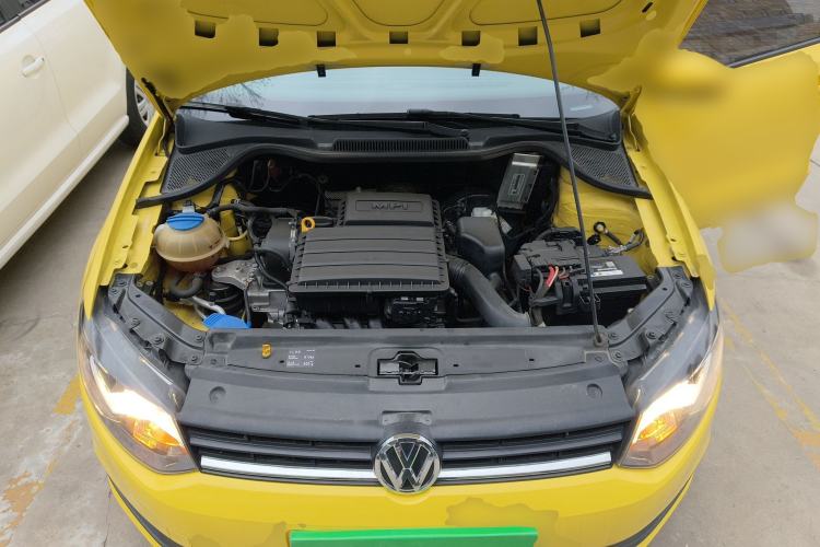 Used Volkswagen Polo 2016 1.4L Automatic Trendy Model Engine Bay