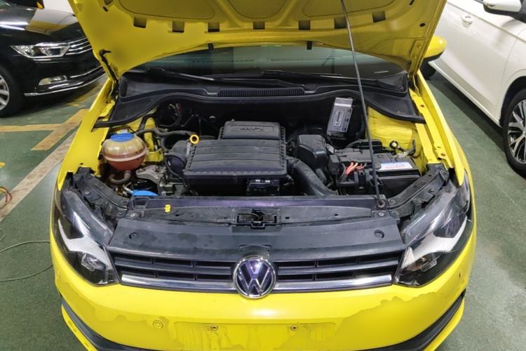 Used Volkswagen Polo 2016 1.4L Automatic Trendy Model Engine Bay