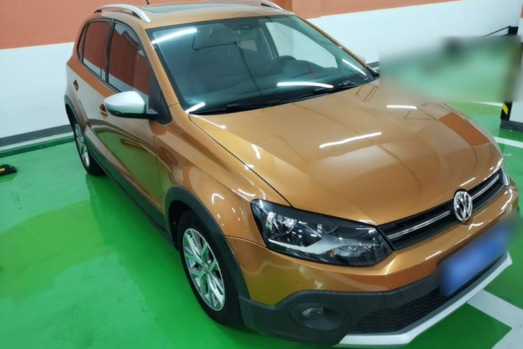 Used Volkswagen Polo 2016 1.6L Cross Polo Automatic Exterior 1