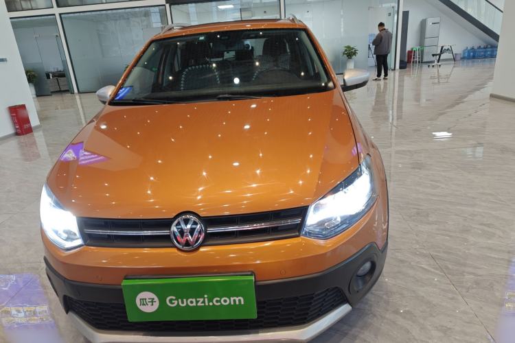 Used Volkswagen Polo 2016 1.6L Cross Polo Automatic Exterior 1