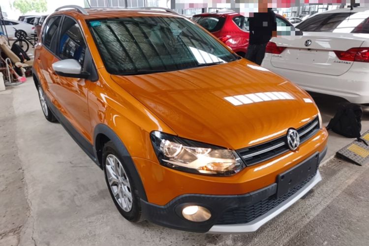 Used Volkswagen Polo 2016 1.6L Cross Polo Automatic Exterior 1
