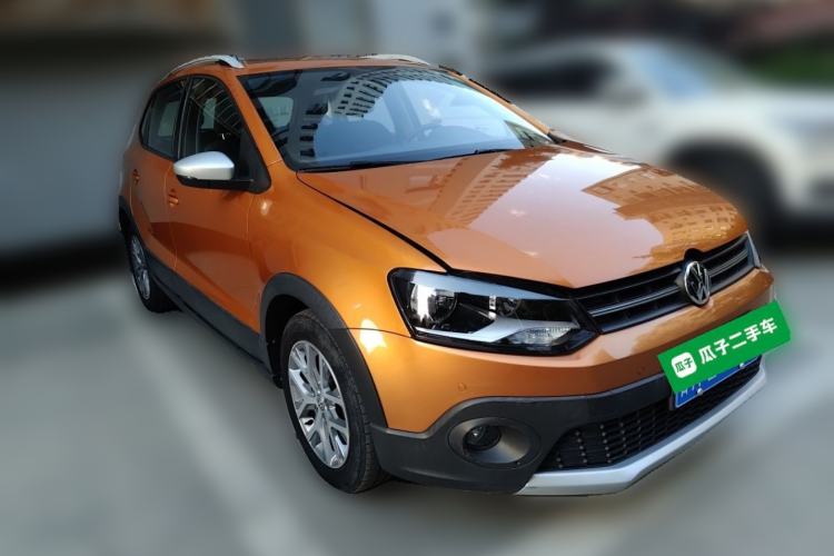 Used Volkswagen Polo 2016 1.6L Cross Polo Automatic Exterior 2