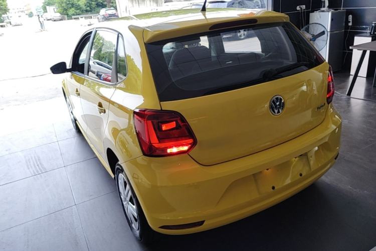 Used Volkswagen Polo 2016 1.4L Automatic Trendy Model Exterior 2