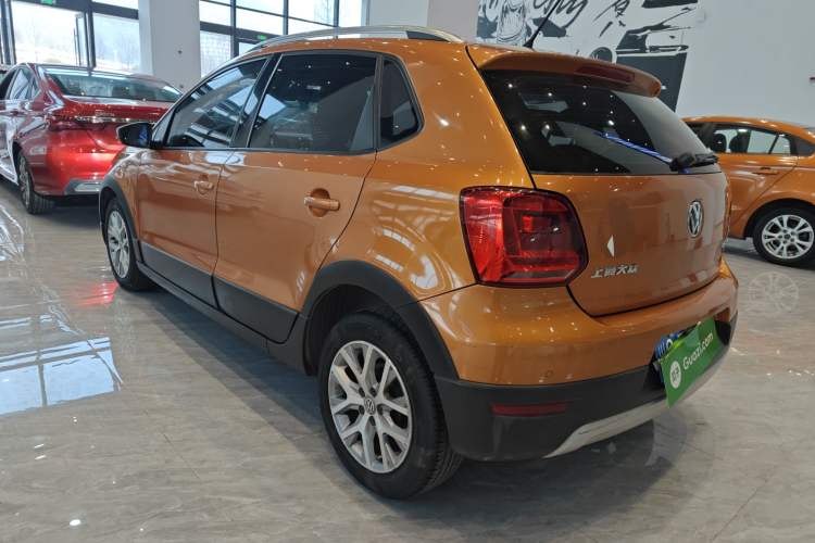 Used Volkswagen Polo 2016 1.6L Cross Polo Automatic Exterior 3