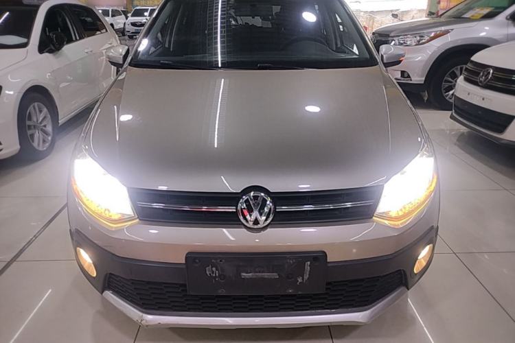 Used Volkswagen Polo 2016 1.4L Cross Polo Automatic Front