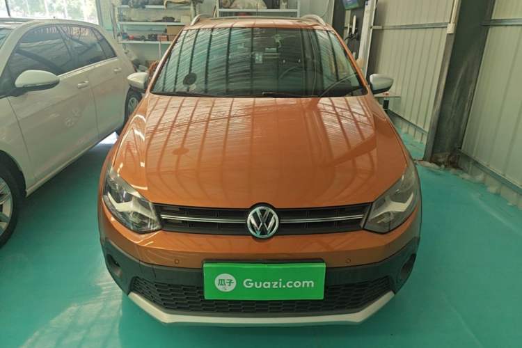 Used Volkswagen Polo 2016 1.6L Cross Polo Automatic Front