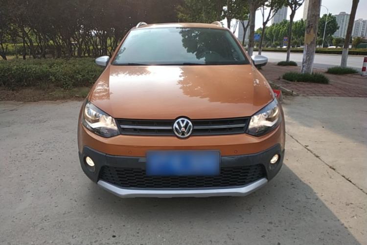 Used Volkswagen Polo 2016 1.6L Cross Polo Automatic Front