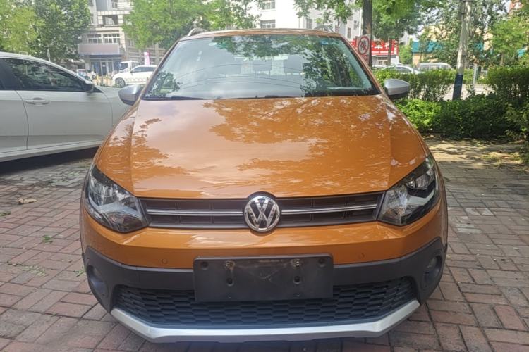 Used Volkswagen Polo 2016 1.6L Cross Polo Automatic Front