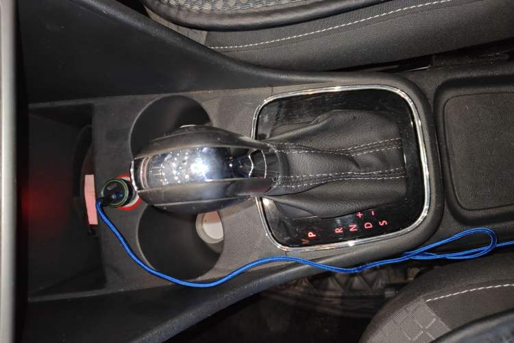 Used Volkswagen Polo 2016 1.6L Cross Polo Automatic Gear Lever