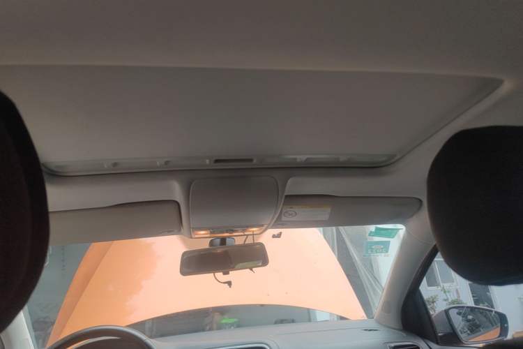 Used Volkswagen Polo 2016 1.6L Cross Polo Automatic Headliner