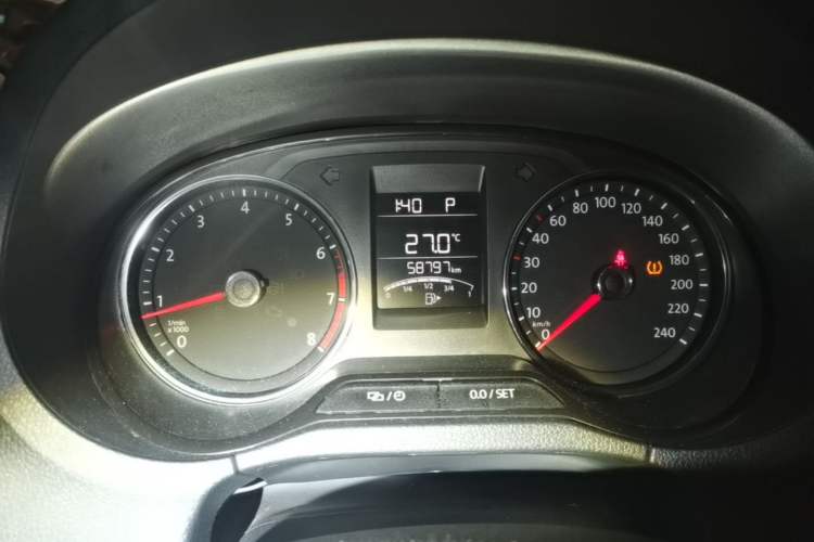 Used Volkswagen Polo 2016 1.6L Cross Polo Automatic Instrument Cluster