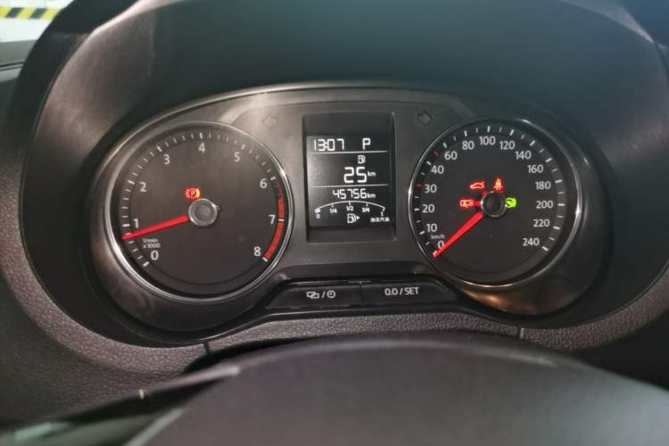Used Volkswagen Polo 2016 1.6L Automatic Comfort Model Instrument Cluster