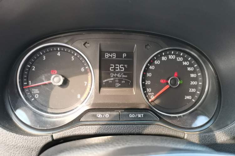 Used Volkswagen Polo 2016 1.6L Cross Polo Automatic Instrument Cluster