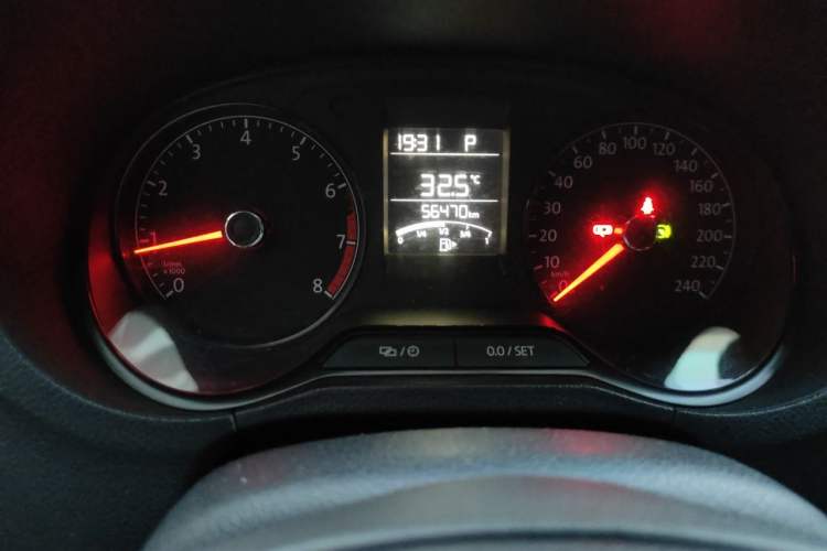 Used Volkswagen Polo 2016 1.4L Cross Polo Automatic Instrument Cluster
