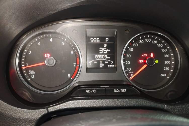 Used Volkswagen Polo 2016 1.6L Cross Polo Automatic Instrument Cluster