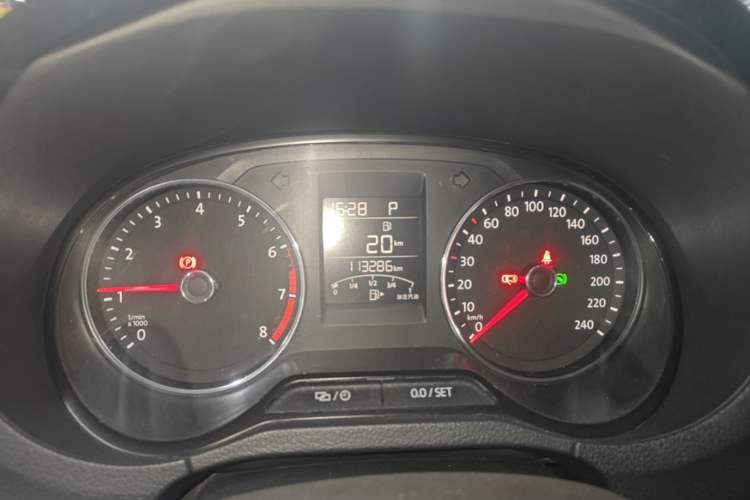 Used Volkswagen Polo 2016 1.6L Cross Polo Automatic Instrument Cluster