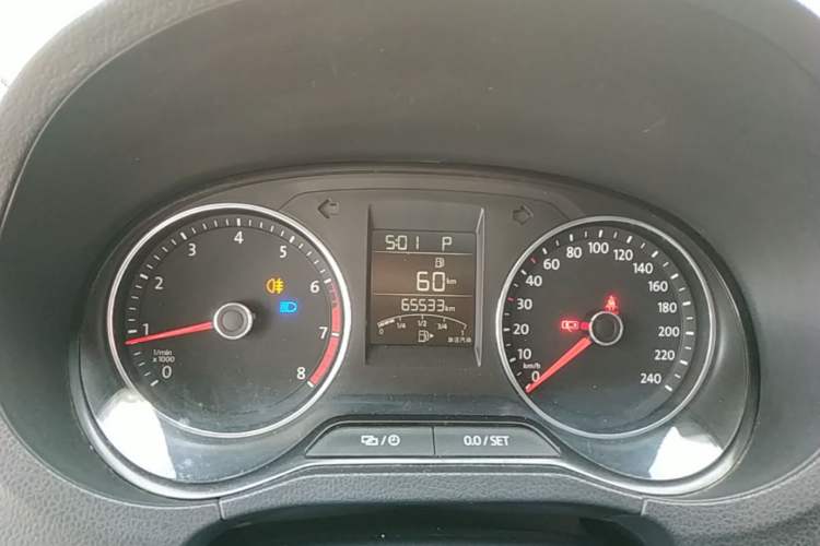 Used Volkswagen Polo 2016 1.6L Cross Polo Automatic Instrument Cluster
