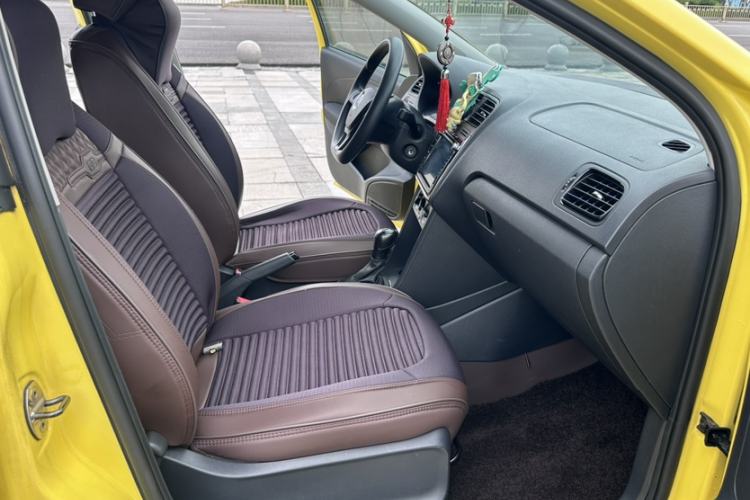 Used Volkswagen Polo 2016 1.4L Automatic Trendy Model Interior 4