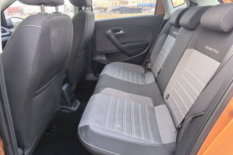 Used Volkswagen Polo 2016 1.6L Cross Polo Automatic Interior 9