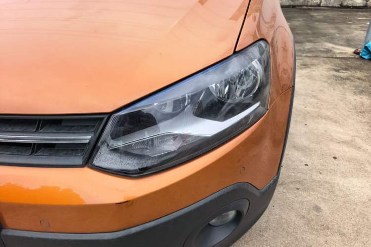 Used Volkswagen Polo 2016 1.6L Cross Polo Automatic Left Front Headlight