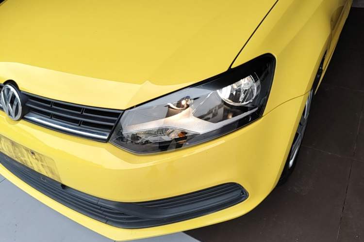 Used Volkswagen Polo 2016 1.4L Automatic Trendy Model Left Front Headlight