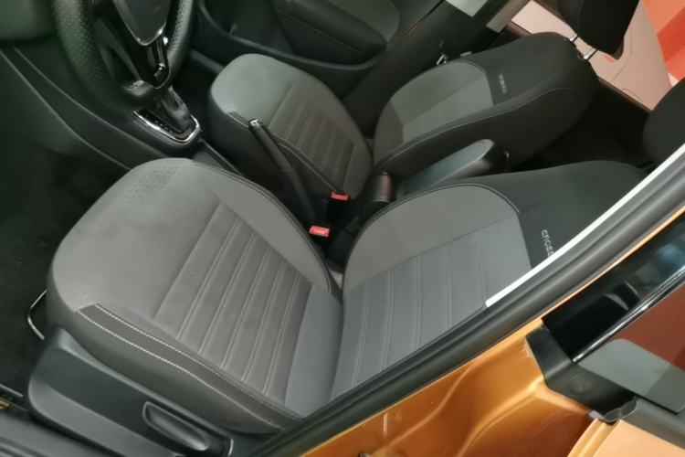 Used Volkswagen Polo 2016 1.6L Cross Polo Automatic Left Front Seat