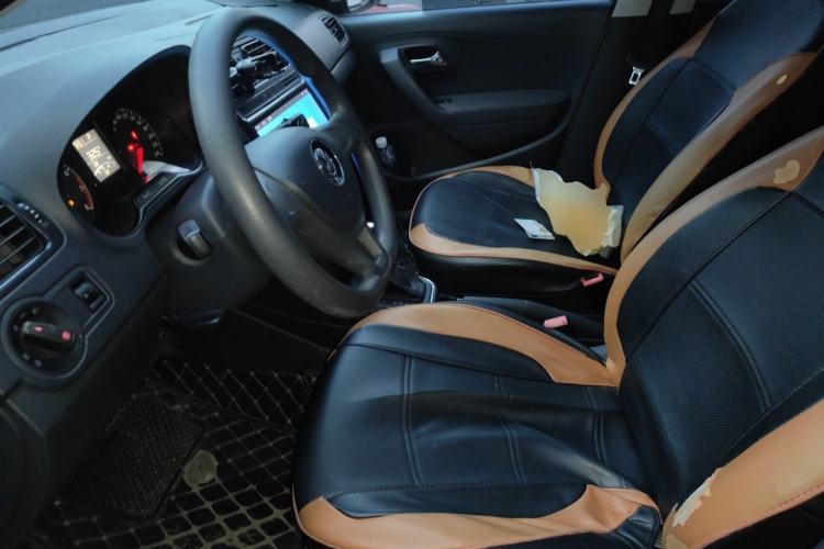 Used Volkswagen Polo 2016 1.4L Cross Polo Automatic Left Front Seat