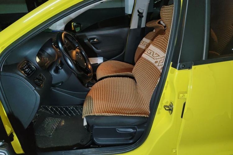 Used Volkswagen Polo 2016 1.6L Automatic Comfort Model Left Front Seat