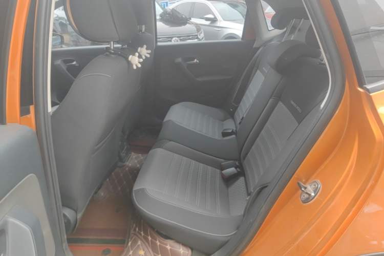 Used Volkswagen Polo 2016 1.6L Cross Polo Automatic Left Rear Seat