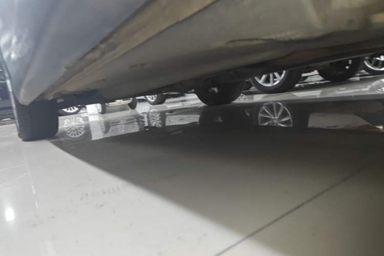 Used Volkswagen Polo 2016 1.6L Cross Polo Automatic Left Side Sill