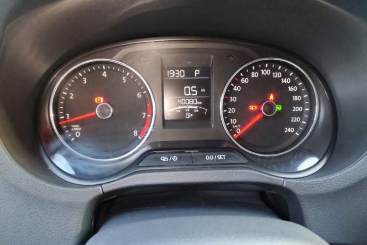 Used Volkswagen Polo 2016 1.6L Cross Polo Automatic Odometer Close Up