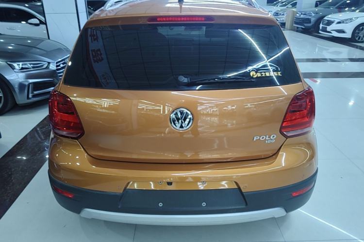 Used Volkswagen Polo 2016 1.6L Cross Polo Automatic Rear