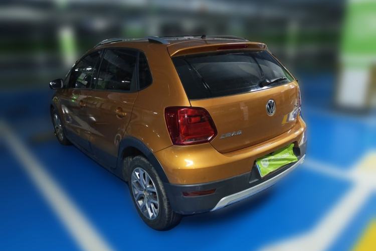 Used Volkswagen Polo 2016 1.6L Cross Polo Automatic Rear Left 45 Deg