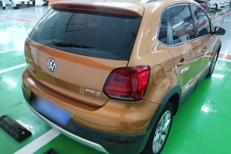 Used Volkswagen Polo 2016 1.6L Cross Polo Automatic Rear Right 45 Deg
