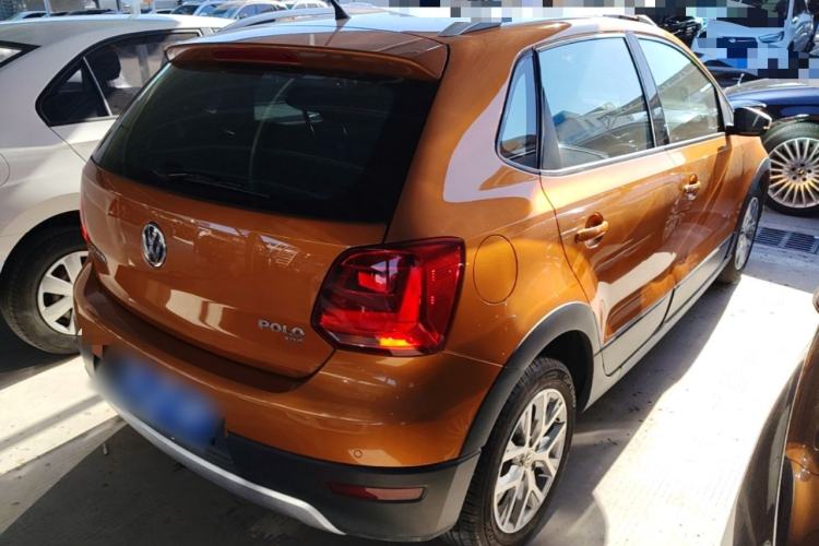 Used Volkswagen Polo 2016 1.6L Cross Polo Automatic Rear Right 45 Deg