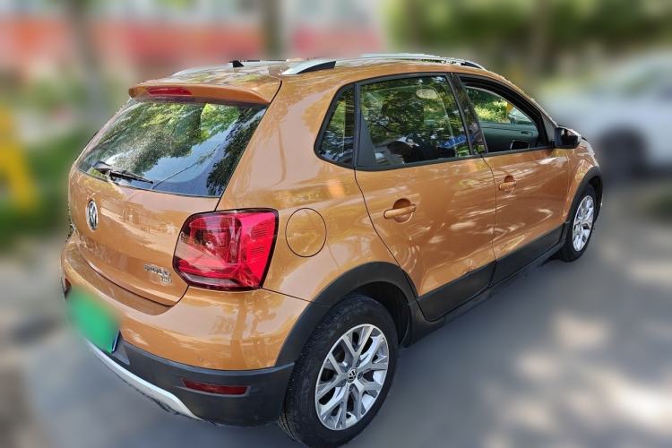 Used Volkswagen Polo 2016 1.6L Cross Polo Automatic Rear Right 45 Deg
