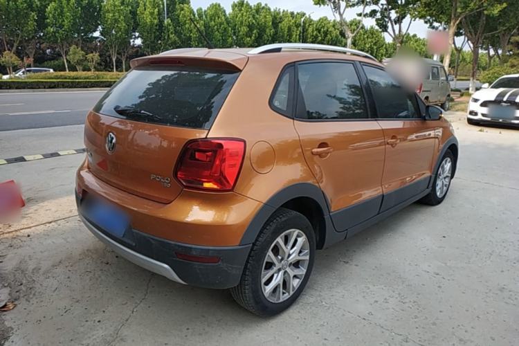 Used Volkswagen Polo 2016 1.6L Cross Polo Automatic Rear Right 45 Deg
