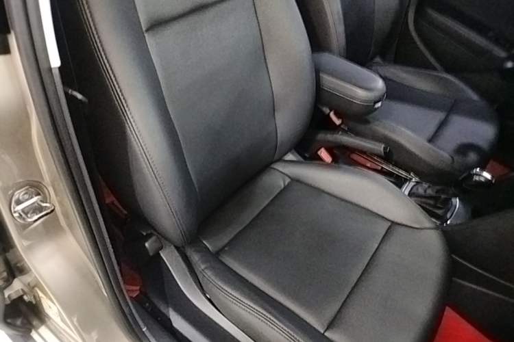 Used Volkswagen Polo 2016 1.4L Cross Polo Automatic Right Front Seat