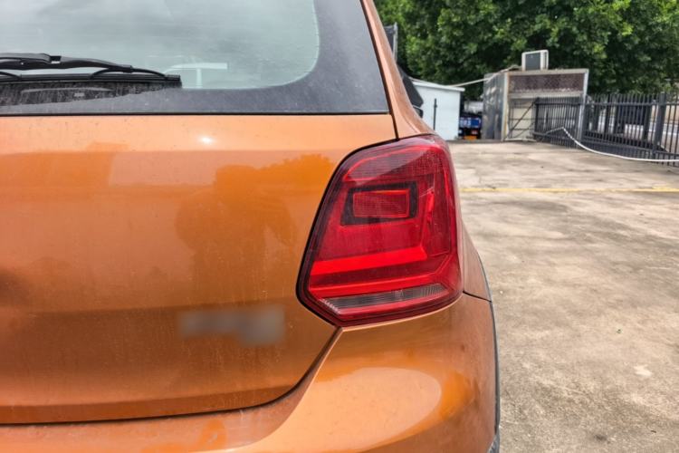 Used Volkswagen Polo 2016 1.6L Cross Polo Automatic Right Rear Taillight