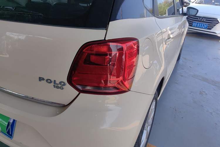 Used Volkswagen Polo 2016 1.6L Automatic Luxury Model Right Rear Taillight