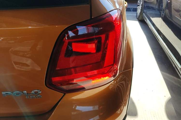 Used Volkswagen Polo 2016 1.6L Cross Polo Automatic Right Rear Taillight