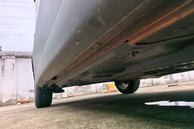 Used Volkswagen Polo 2016 1.6L Cross Polo Automatic Right Side Sill