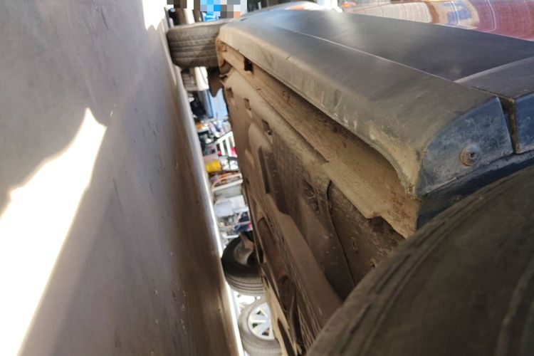 Used Volkswagen Polo 2016 1.6L Cross Polo Automatic Right Side Sill