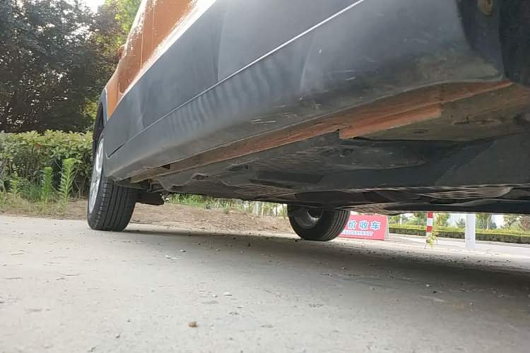 Used Volkswagen Polo 2016 1.6L Cross Polo Automatic Right Side Sill