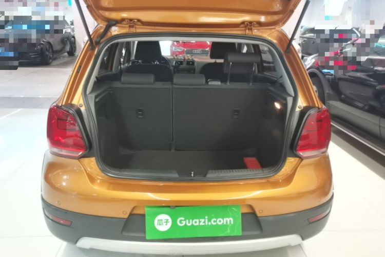 Used Volkswagen Polo 2016 1.6L Cross Polo Automatic Trunk